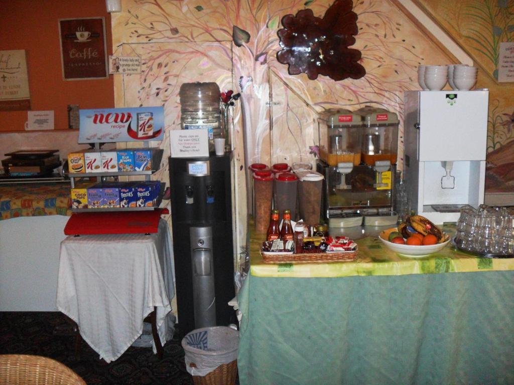 Bradleys Hotel Блекпул Екстериор снимка